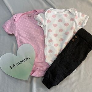 Rene Rofe - 3 piece baby set. Size 3-6 months